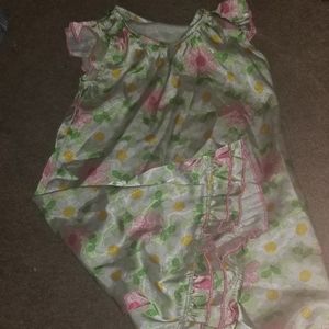 Euc girls very pretty  carters night gown